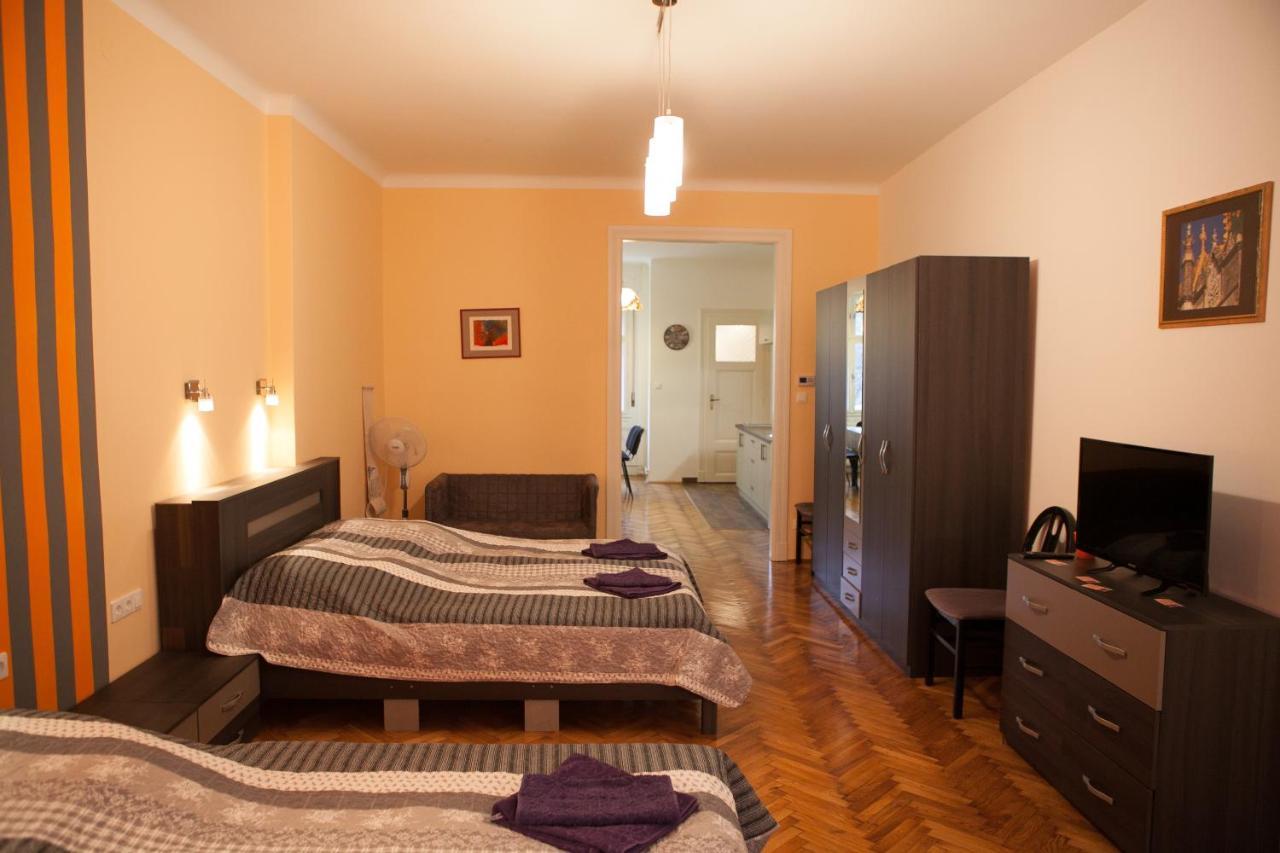 Buda Trio Apartments Budapest Eksteriør billede